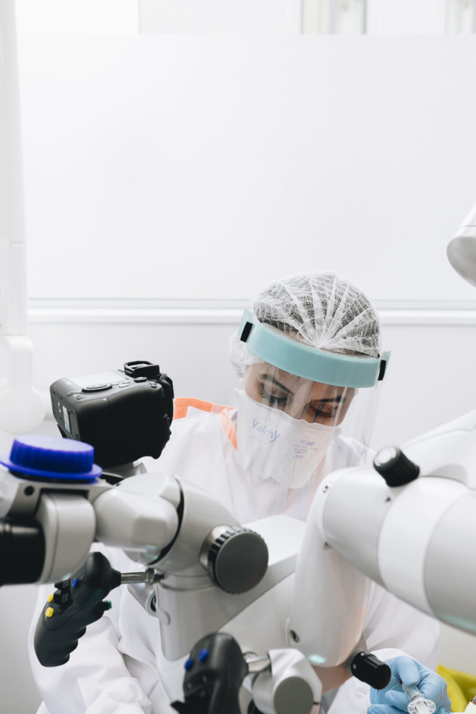 Cabinet dentaire Ela Endodontie – Portraits et savoir-faire